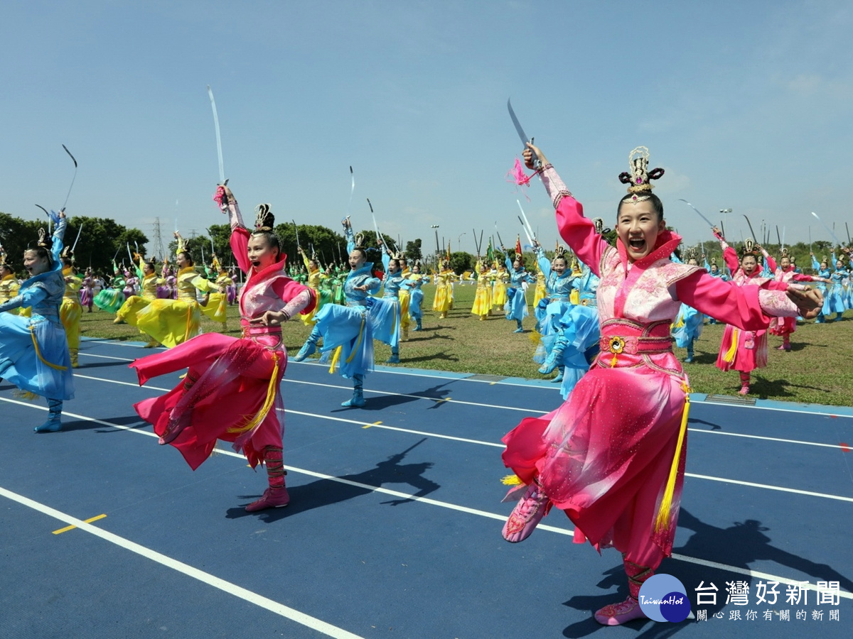 世大運亮點 太極門雙胞姊妹花劍舞超吸睛