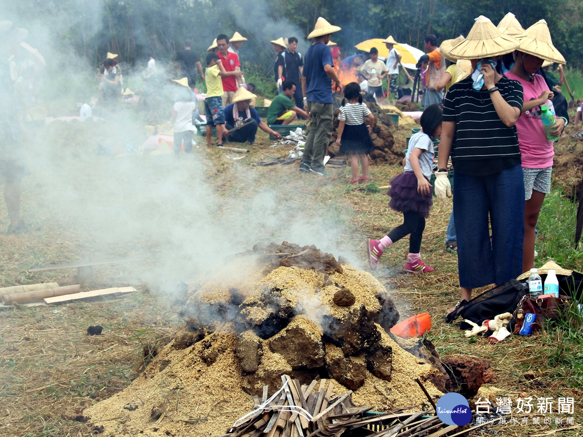 桃園地景藝術節　500人焢窯體驗農村樂