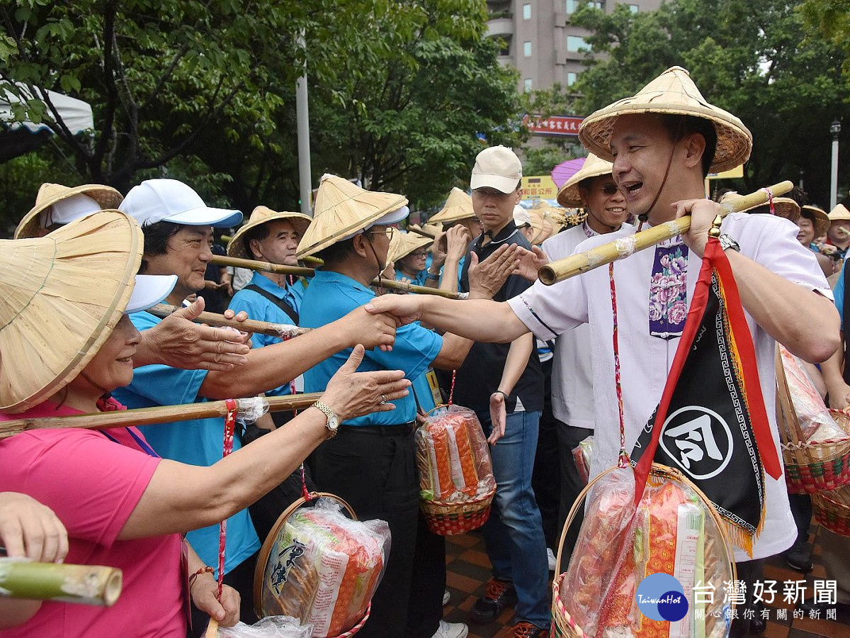 永和義民爺文化節　4千人挑擔奉飯