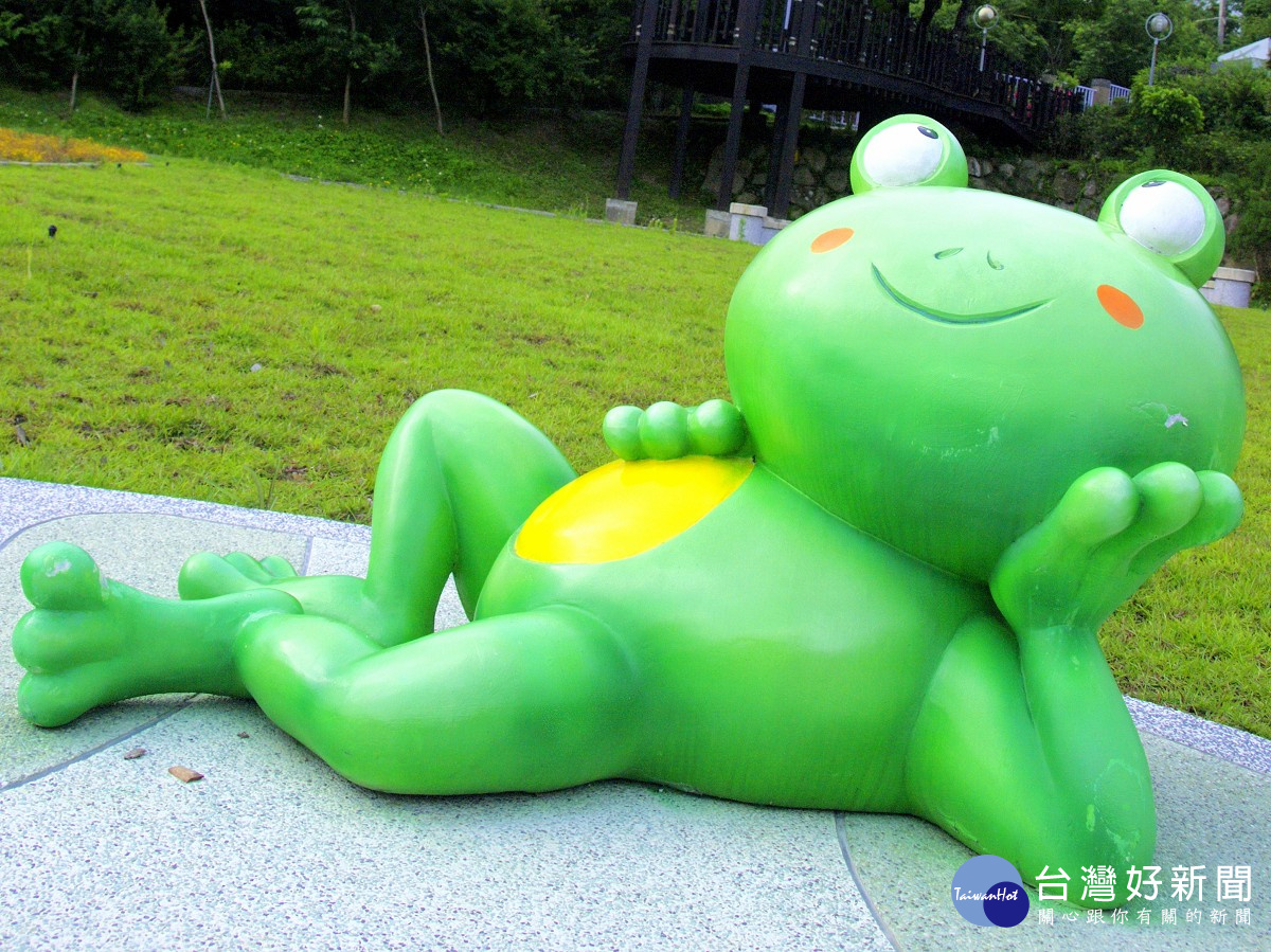 民眾到這不妨跟逗趣的台北樹蛙來張合照（圖／北市大地工程處提供）
