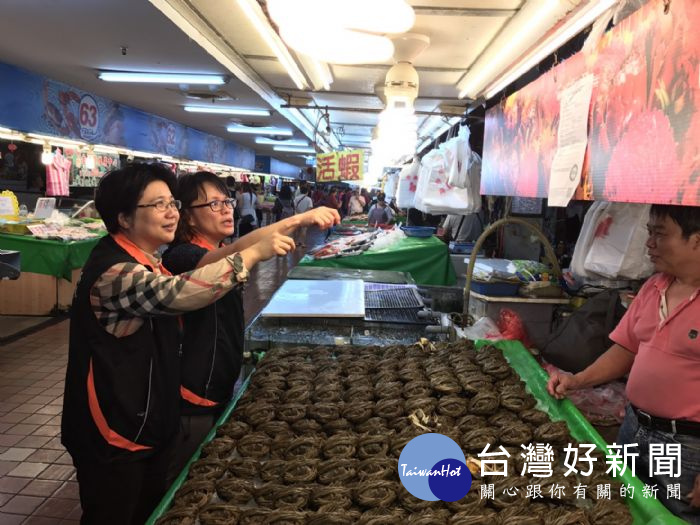 衛生局長蔡紫君呼籲所有食品業者應對自身製售之產品善盡全責,勿存僥倖或隱瞞通報之心態。