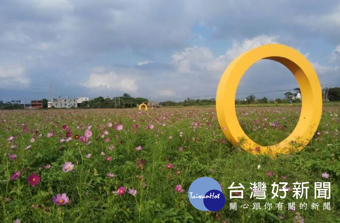 桃園花彩節將於楊梅區率先展開,將打造夢幻的漸層花海,增添花田間的藝術與豐富度。