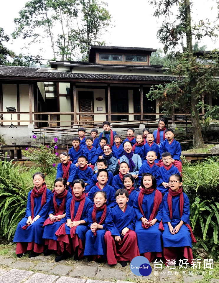 有著「全臺灣最美麗的森林小學」–南投縣鹿谷鄉的內湖國小,將於11/4(六)14:00舉辦一場「聆聽鹿谷」南管音樂會。