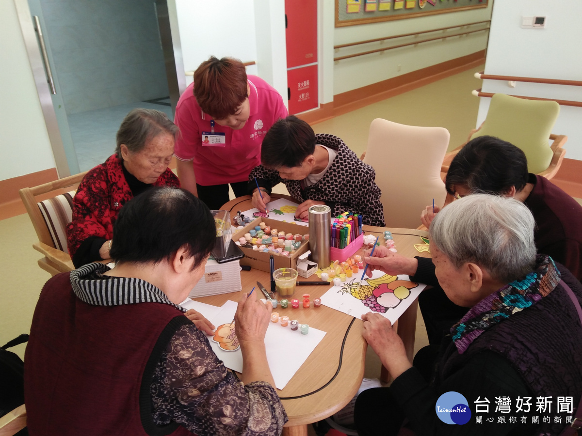 台灣敏盛醫療體系,在四川省先後成立攀枝花市台灣敏盛長輩照護中心與成都市康和敏盛社區長輩照護中心。