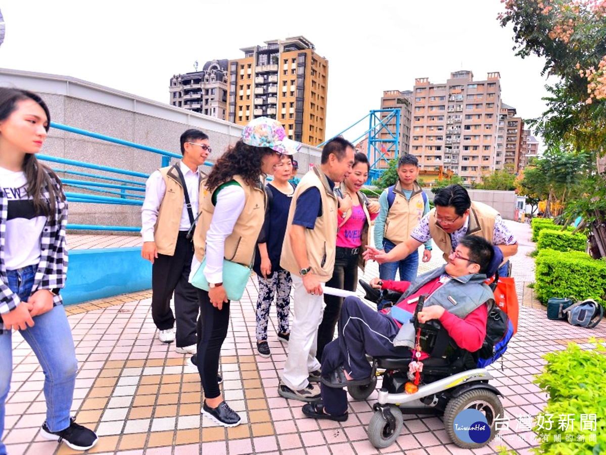 關懷社會弱勢 警友站辦理公益之旅