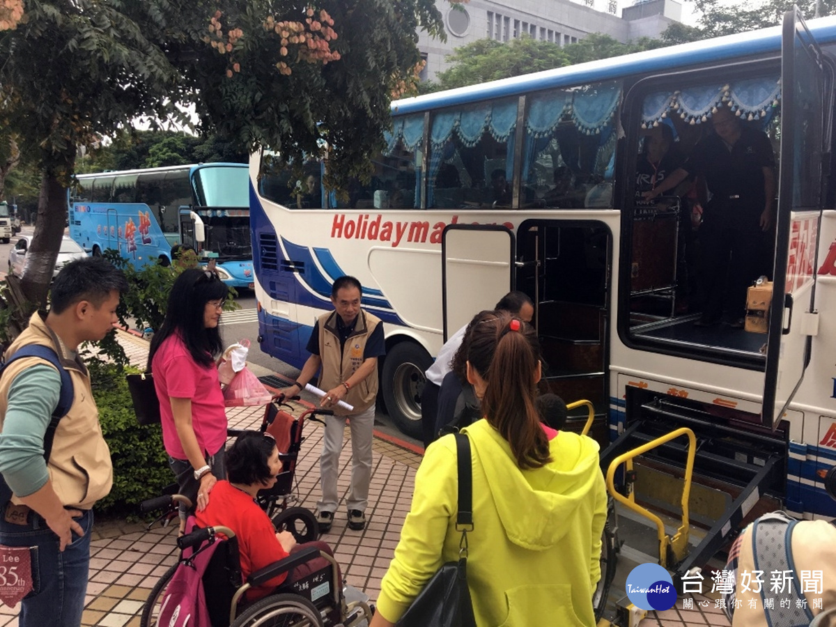 關懷社會弱勢 警友站辦理公益之旅