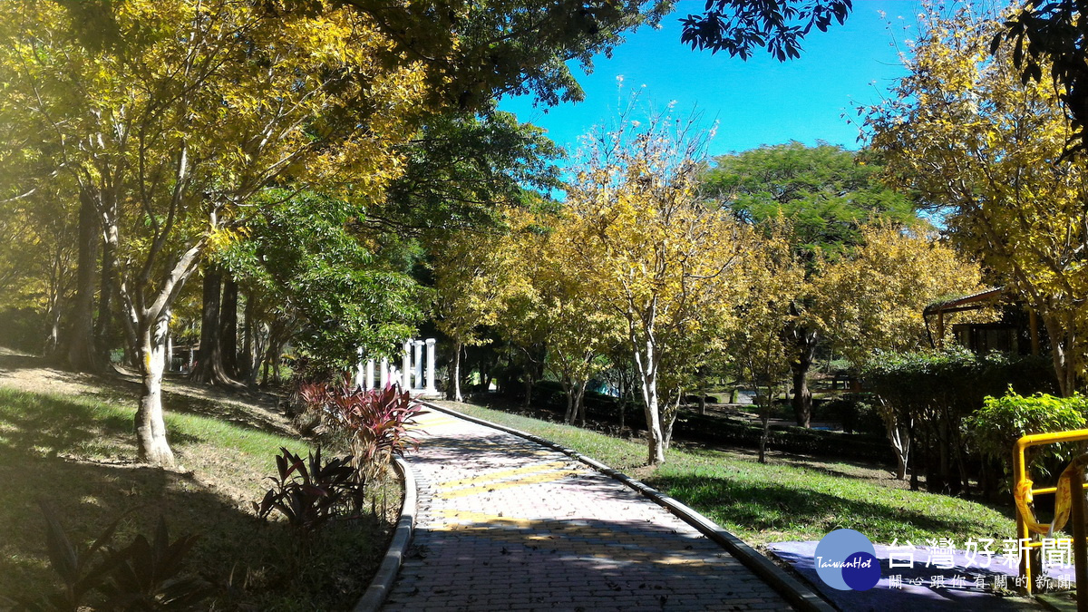 泰雅渡假村走生態泡湯原住民風。(記者扶小萍攝)