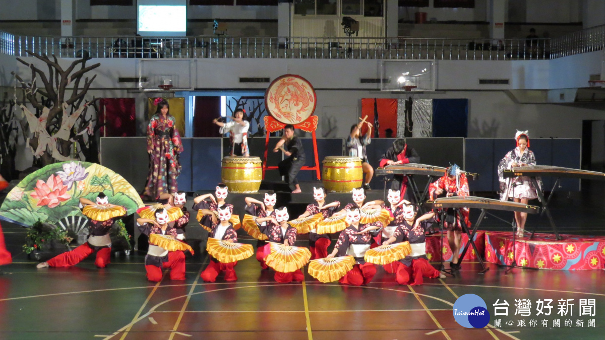 永平工商畢業展公演,訂於106年12月2日下午13:30於桃園展演中心演出。