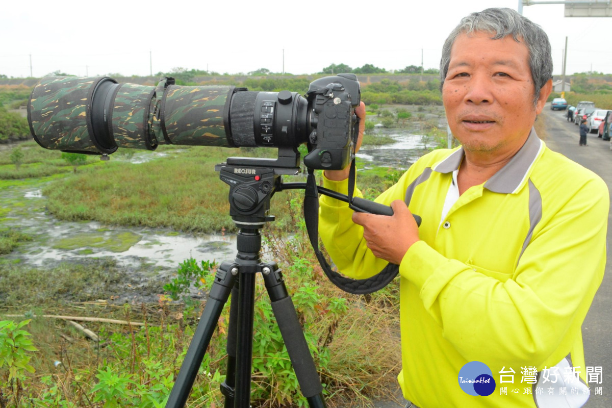 生態志工攝影家黃永豐辦攝影展。