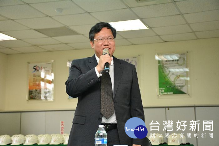 鄭文燦期許春源鋼鐵成為產業進步、工作機會多、創造稅收多的公司,帶動地方建設進步。