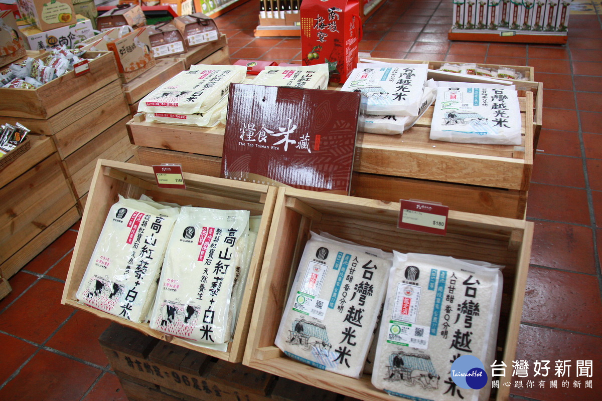 台灣越光米產自草屯無污染產區。(記者扶小萍攝)
