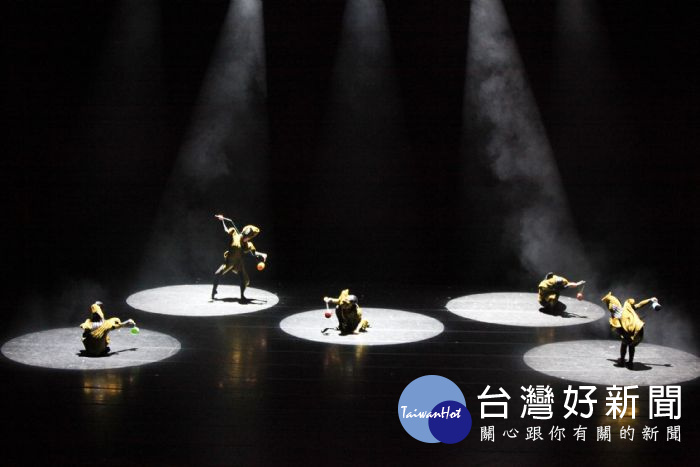舞鈴劇場推出經典作品《奇幻旅程》,將於桃園展演中心帶來既歡樂又奇幻的感官震撼。