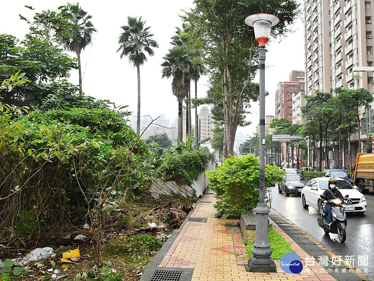 「桃園區大興西路二段雙向人行道改善工程」將打造桃園市友善行人環境。