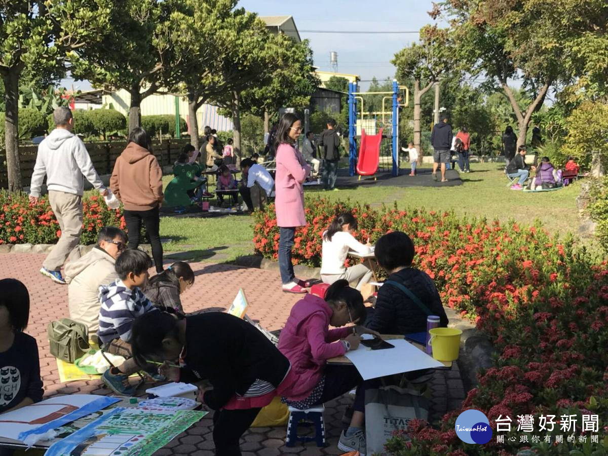 田中千人寫生畫高鐵 親子共學「藝」起來