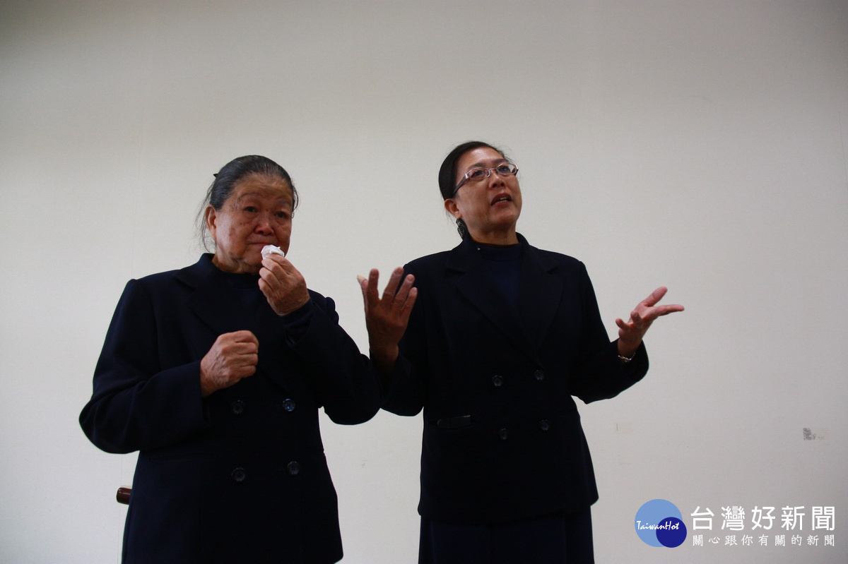陳清蜜組長稱許蔡柳非常勇敢一路走來堅定不移。(記者扶小萍攝)