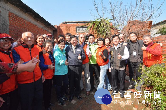 桃園市長鄭文燦,出席「105暨106年度桃園市社區環境空間營造計畫-清淨家園」 成果展開幕。