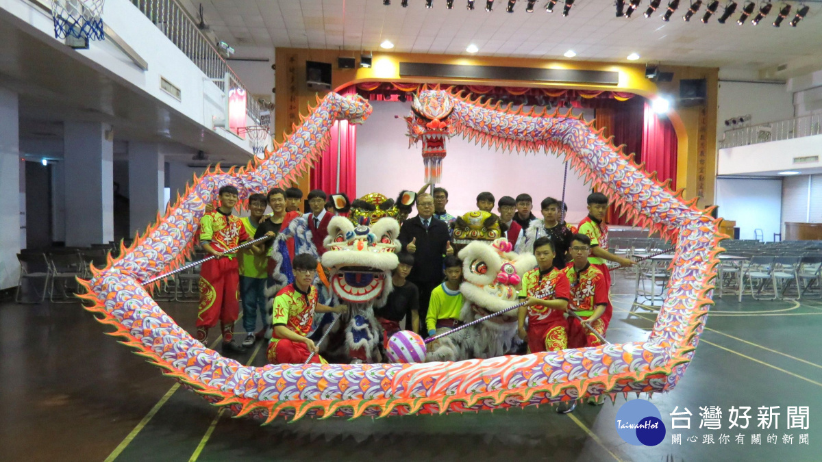 永平工商龍獅社,參加全國各級學校民俗體育競賽,獅隊勇奪三項金牌,龍隊獲得銅牌。