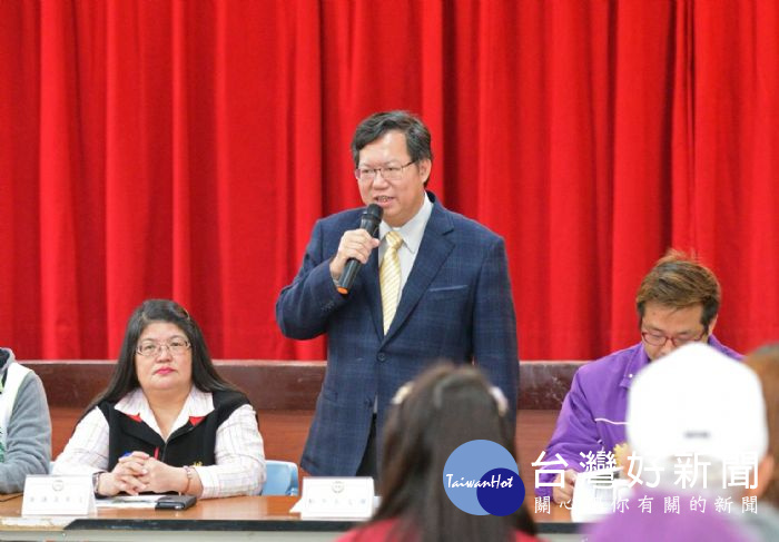 桃園市長鄭文燦,視察平鎮區文化公園規劃地下停車場計畫。