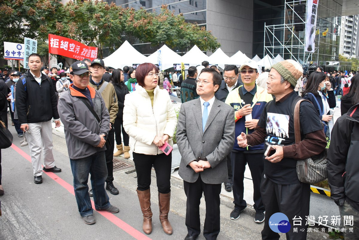 2017反空污、抗暖化救健康遊行 魏明谷出席表達支持