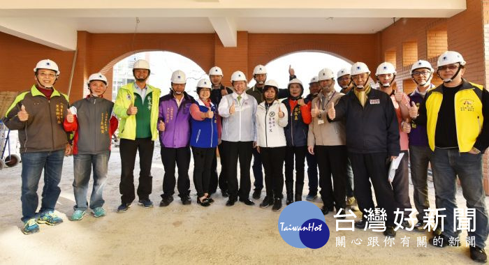 鄭市長表示,讓新校舍完工後即可啟用,提供學生優質的校園環境。