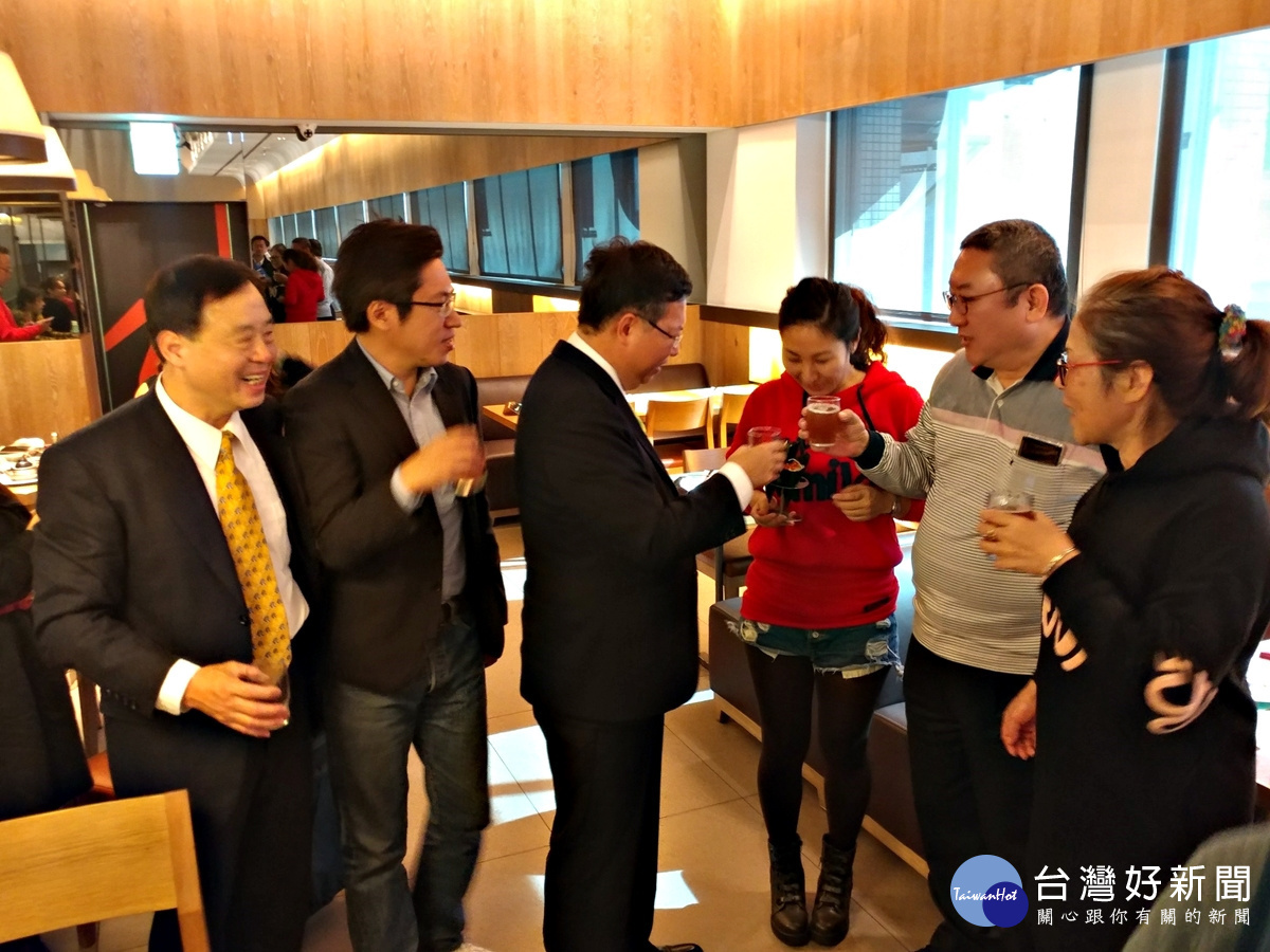 桃市新聞記者歲末聯誼 鄭文燦:打造藝文生態科技之都