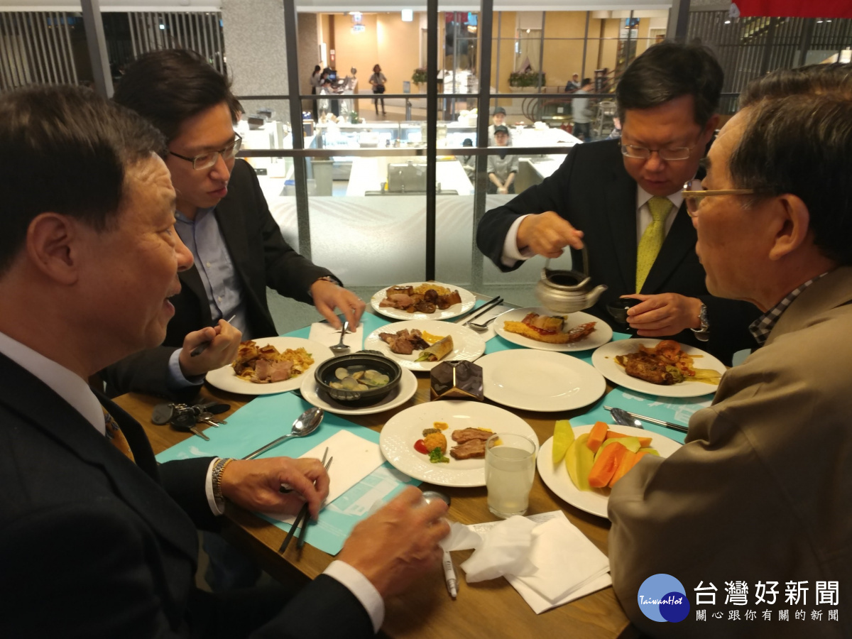 桃市新聞記者歲末聯誼 鄭文燦:打造藝文生態科技之都