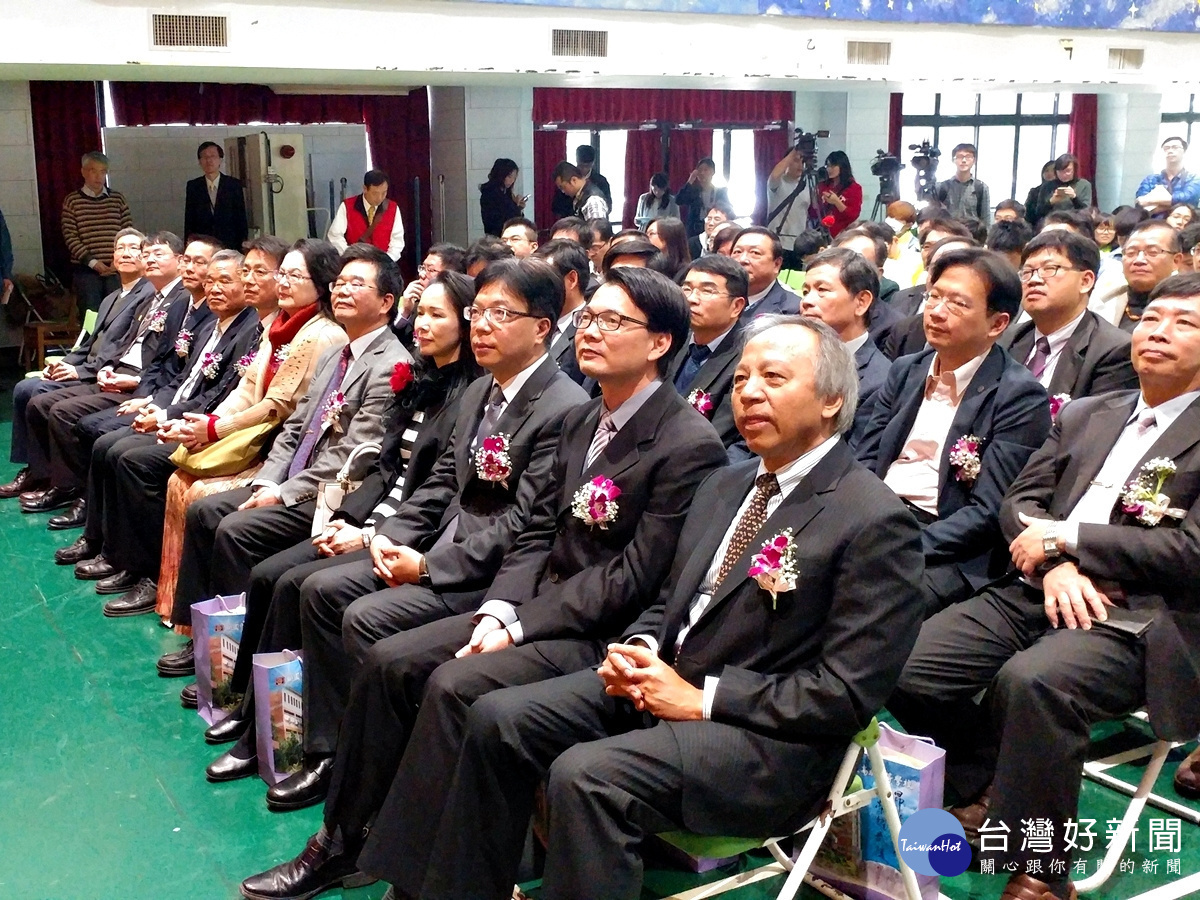 九所國立高中職改隸市立, 九所國立高中職校長一同出席