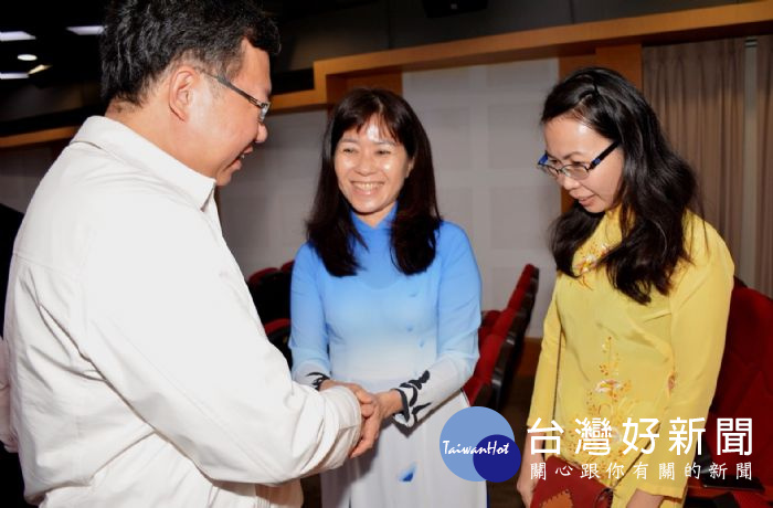 桃園市長鄭文燦,出席台灣新住民萌芽協會「第一屆萌芽金嗓新住民親子歌唱比賽」。