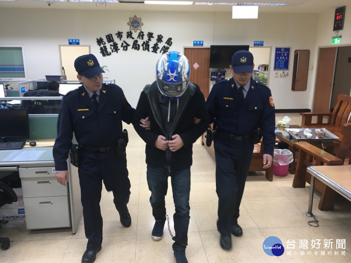 蘇姓男子身背8條通緝逃犯10餘年,謊報身分為警戳破就逮移送法辦。
