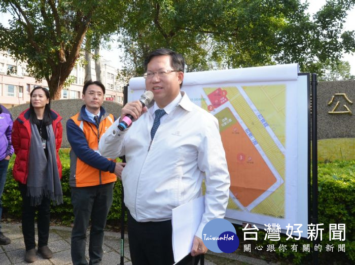 桃園市長鄭文燦12日下午前往楊梅區,會勘桃園社會住宅儲備基地—金門新村。