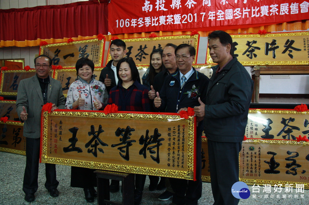 連瑋民連獲四個大獎,是新一代製茶達人。(記者扶小萍攝)