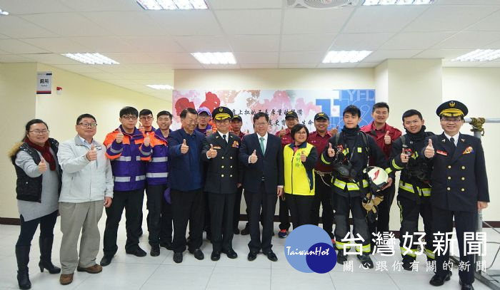 桃園市長鄭文燦,出席「桃園市政府消防局107年119消防節暨坪頂分隊落成啟用典禮」。