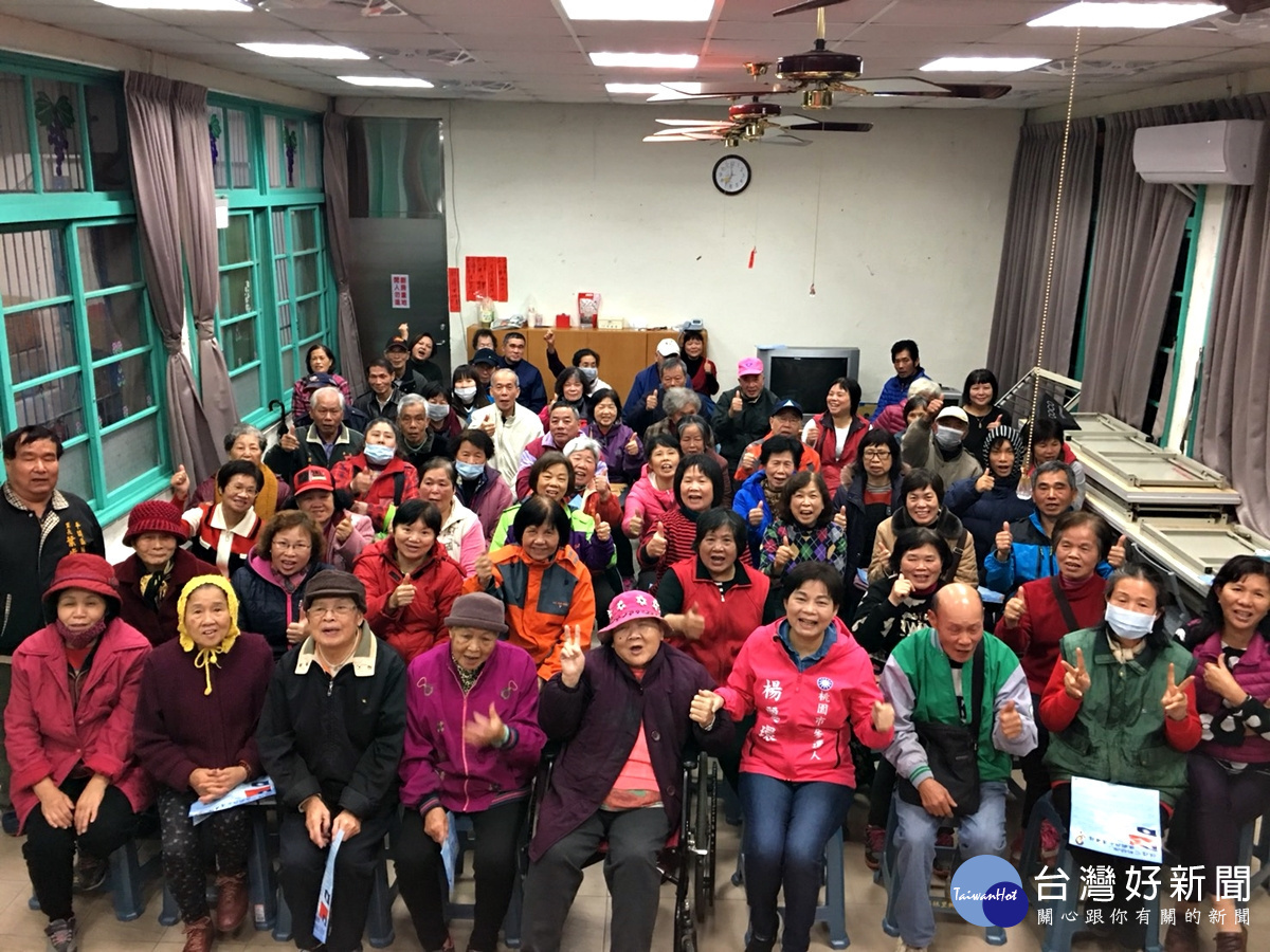 楊麗環目前已跑遍桃園市的13區,辦了近35場的草根座談會