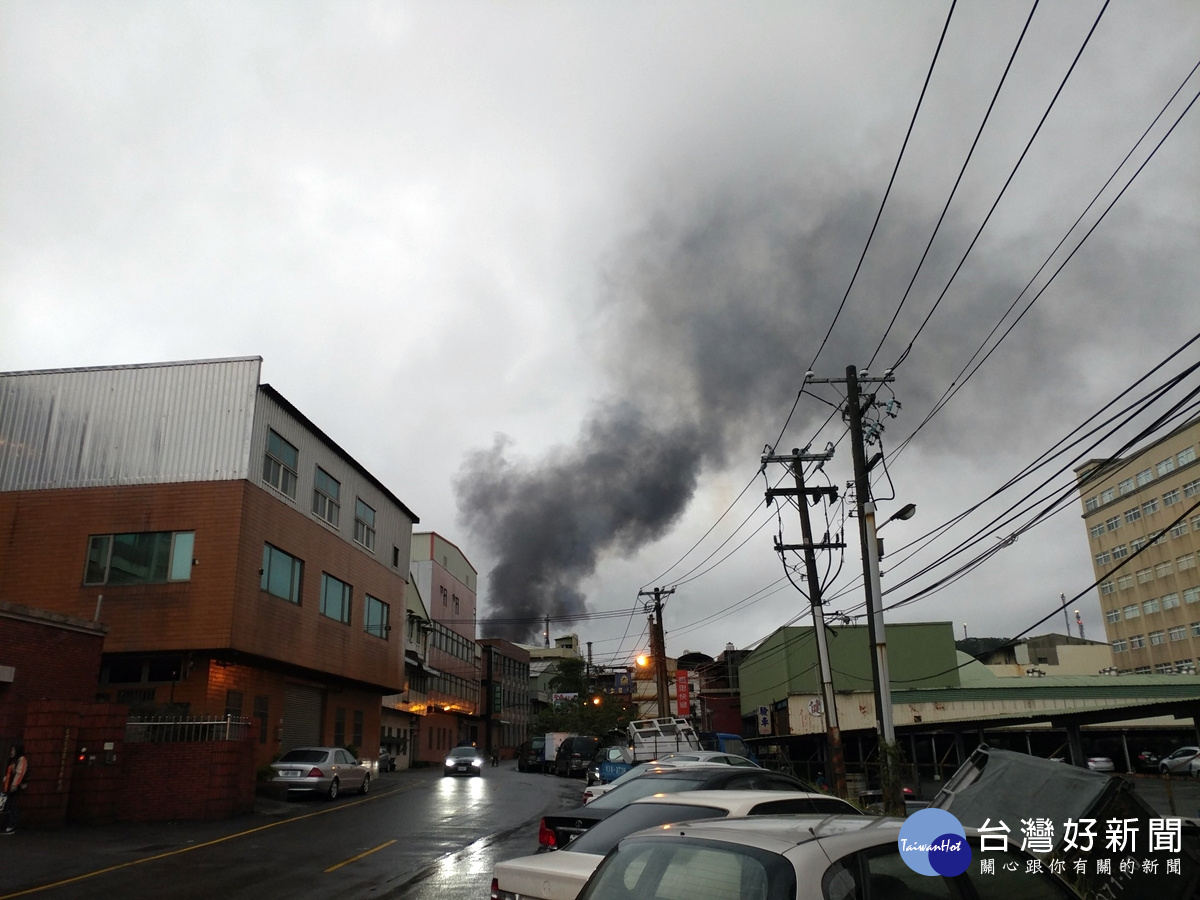 桃園煉油廠清晨大爆炸 火勢在50分內被控制無人員傷亡