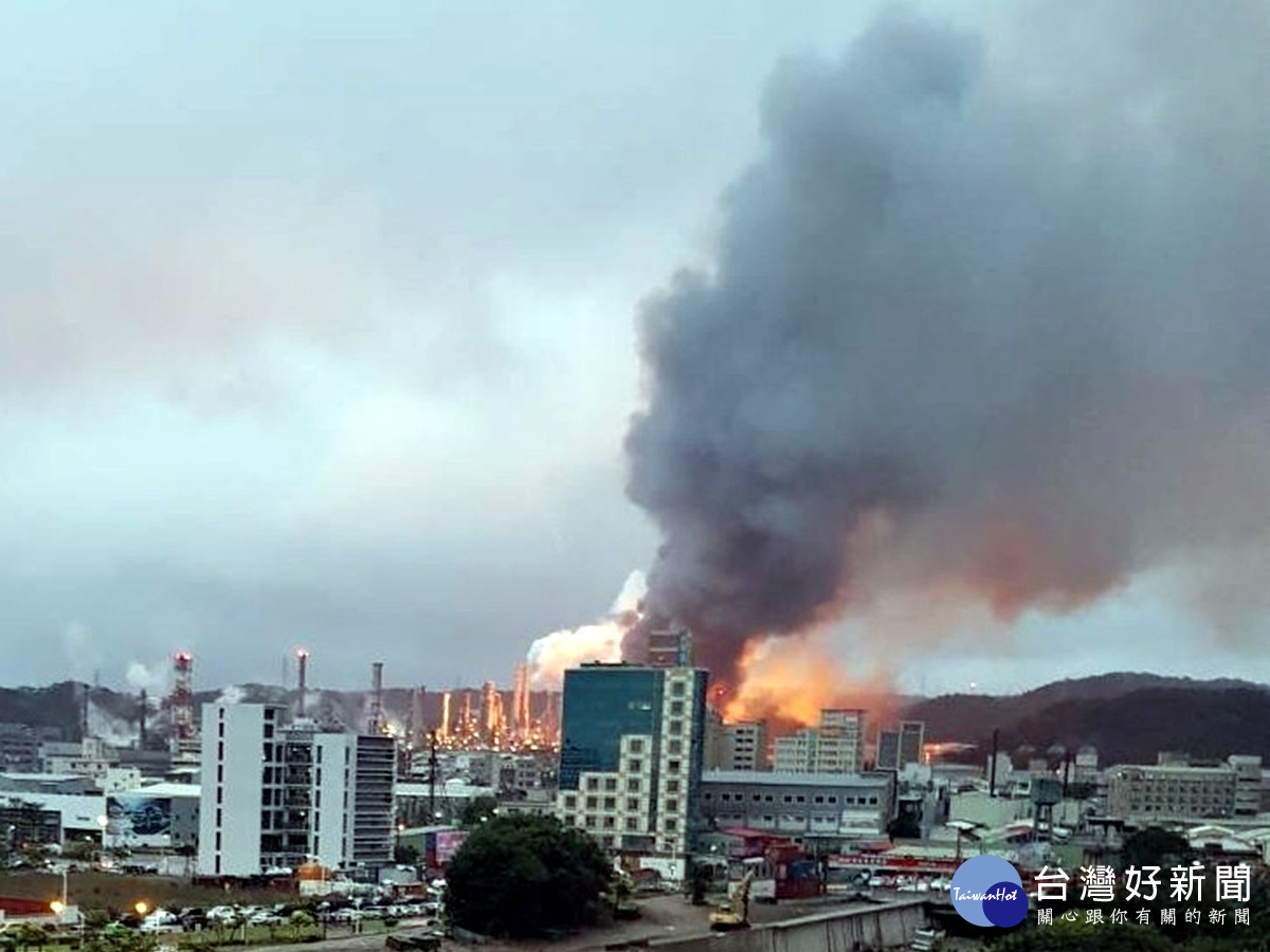 桃園煉油廠清晨大爆炸 火勢在50分內被控制無人員傷亡
