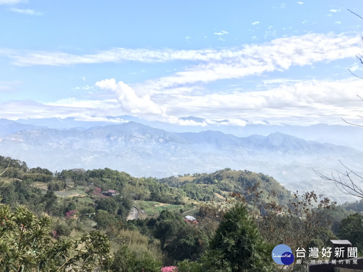 大湖鄉薑麻園休閒農業區之美景。（記者洪西國／攝）