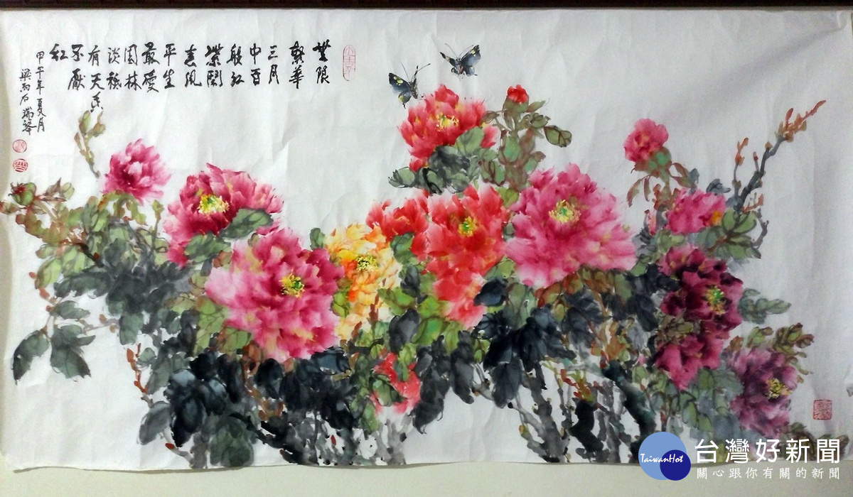 梁瑞琴老師創造自我畫藝美學，作品中的花鳥、翎毛花卉皆能融會寫意清新灑脫，筆調靈活自在恬然的書畫風格。