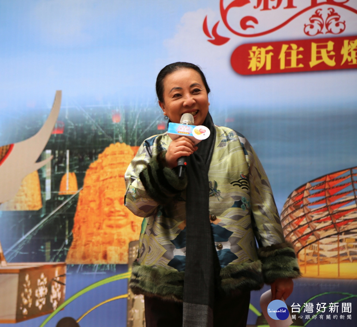 張花冠表示,新住民遠從他國來台灣落地生根,為台灣的社會、經濟帶來極大的貢獻,值