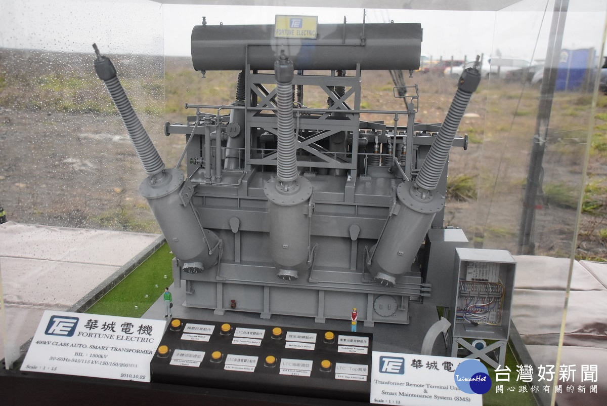 太陽光電新建工程機組模型。圖/記者鄧富珍攝