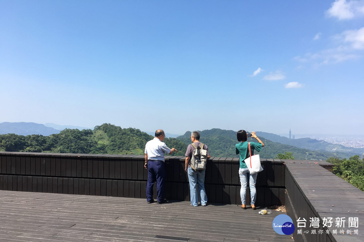北市南港茶葉製造示範場 近郊走春奉茶好去處。(圖/北市產業發展局提供)