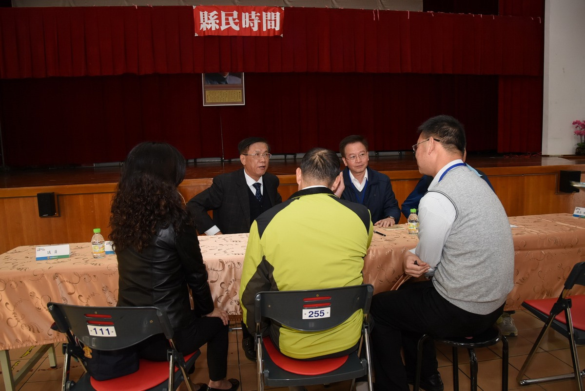 廣明里里長廖貴福也到場肯定林縣長的行政效率,感謝他的勤政愛民,他也提出2件陳情案。