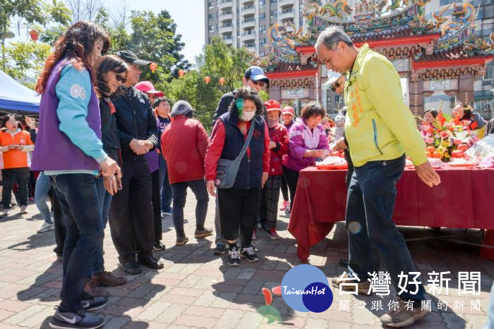 平鎮區三崇宮舉辦「107年全國客家日-愛尞天穿、共享客家」活動。