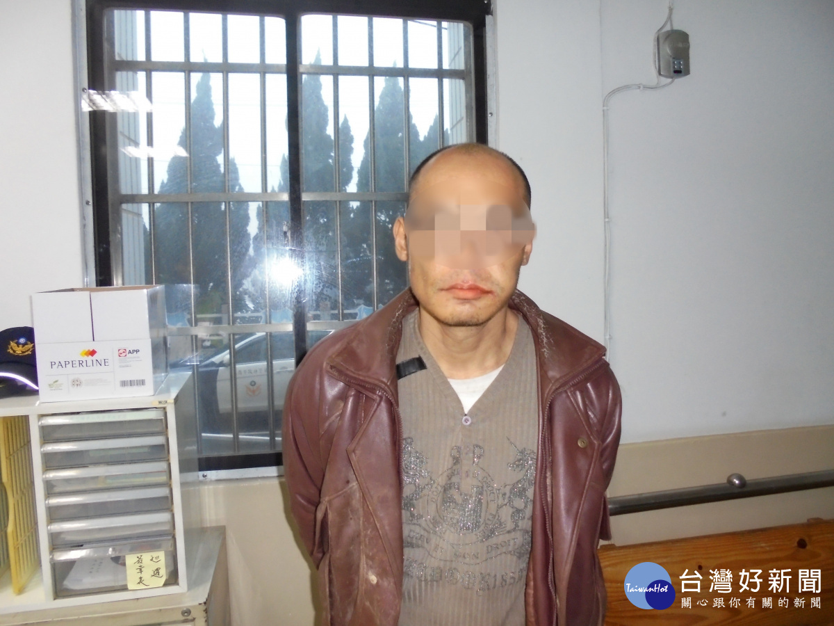 中壢分局仁愛派出所查獲趙嫌竊取鋼筋1批,訊後依竊盜罪嫌移送偵辦。