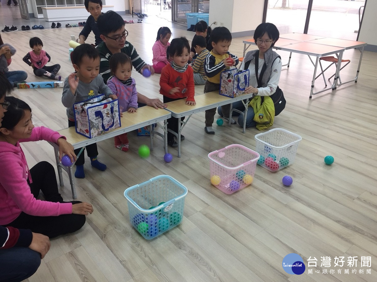 彰北國民運動中心的親子活動。圖/彰化縣政府提供