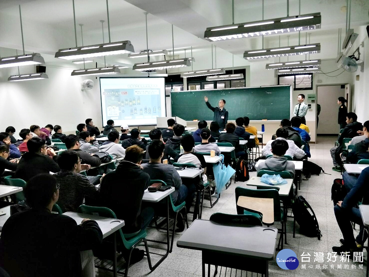 國軍預備軍官起薪近5萬 開大為學生提供職涯選擇
