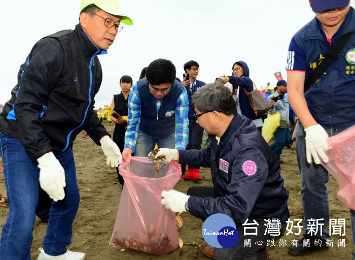 行政院環保署舉辦「106年度全國地方政府環境清潔維護考核」，桃園市在直轄市組獲評為最高榮譽「特優」獎項。