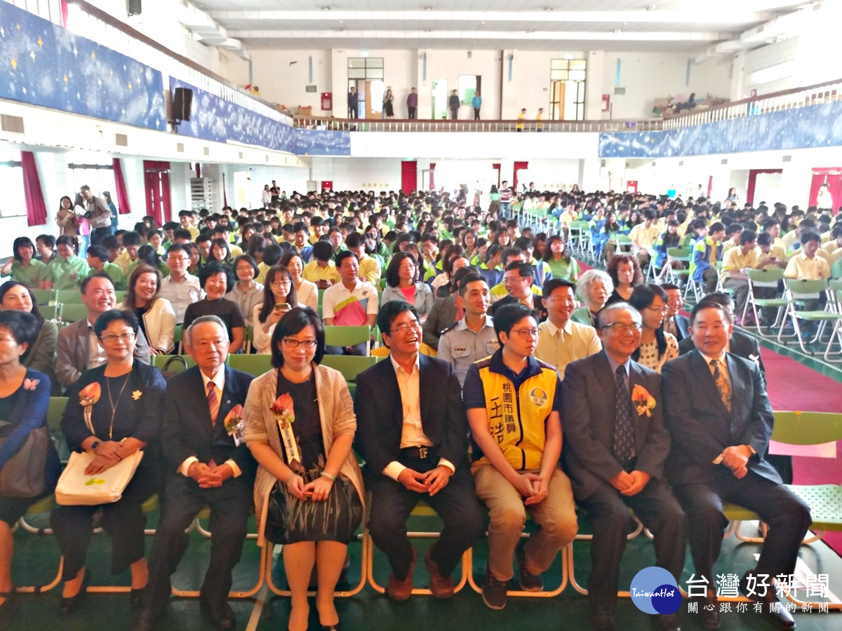武陵高中63週年校慶 冠蓋雲集校友傑出同學優秀