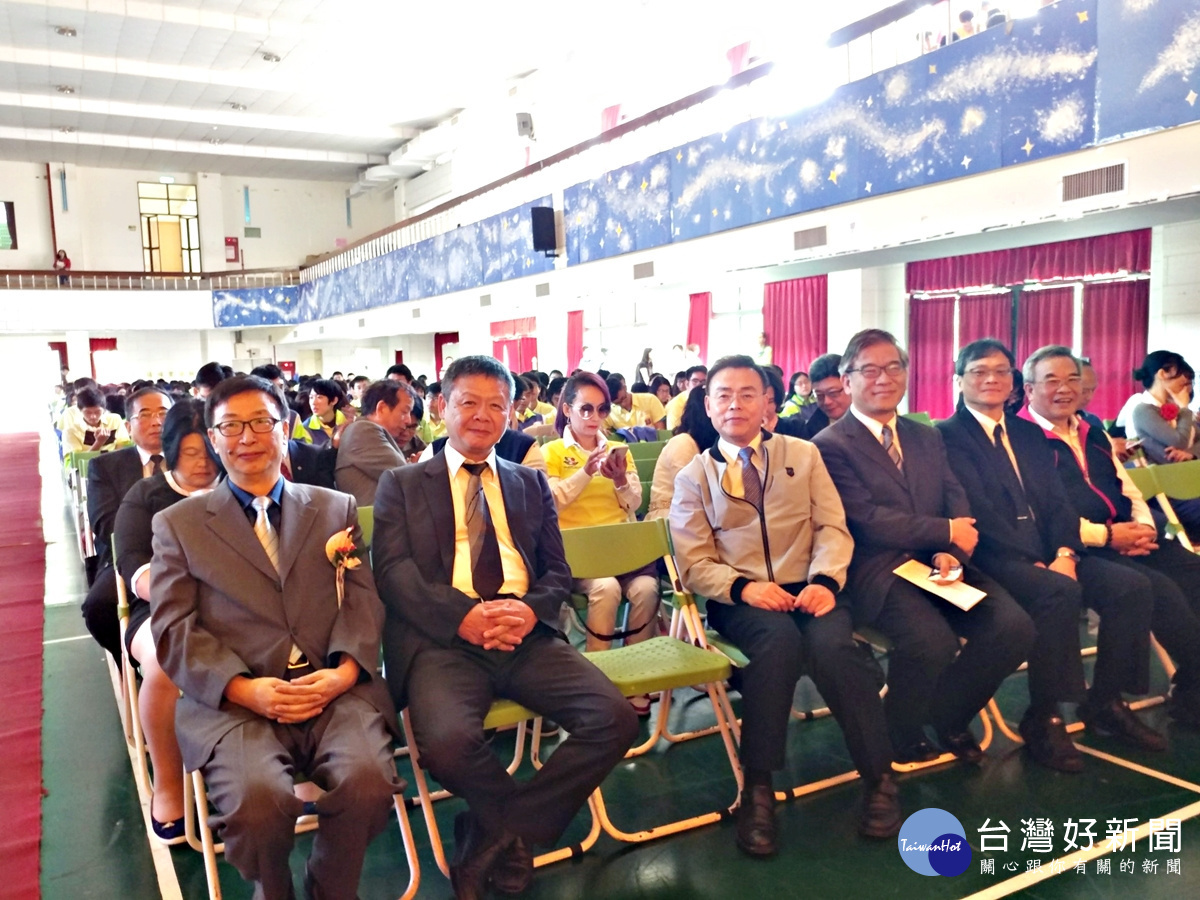 武陵高中63週年校慶 冠蓋雲集校友傑出同學優秀