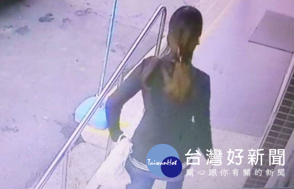 女子因旅途勞頓精神不濟,於超商購物忘記結帳,遭依竊盜罪嫌法辦,實在得不償失。