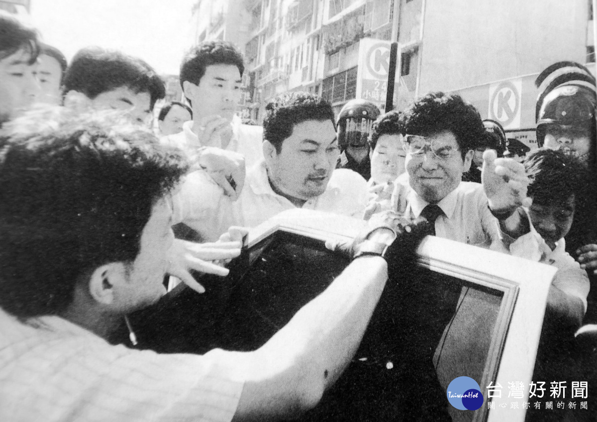 首圖